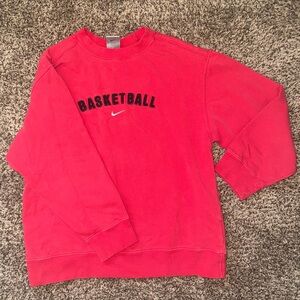 Classic NIKE BASKETBALL Sweatshirt